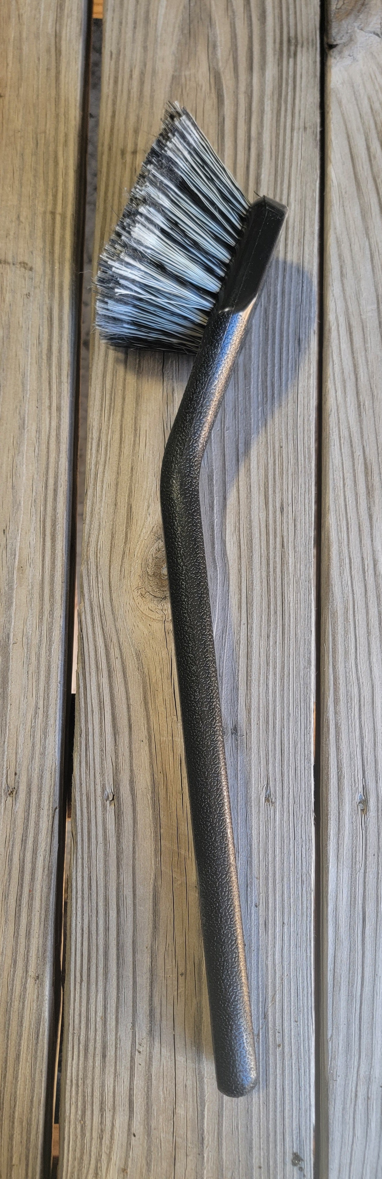18" Long Curve Handle Soft Bristle Brush